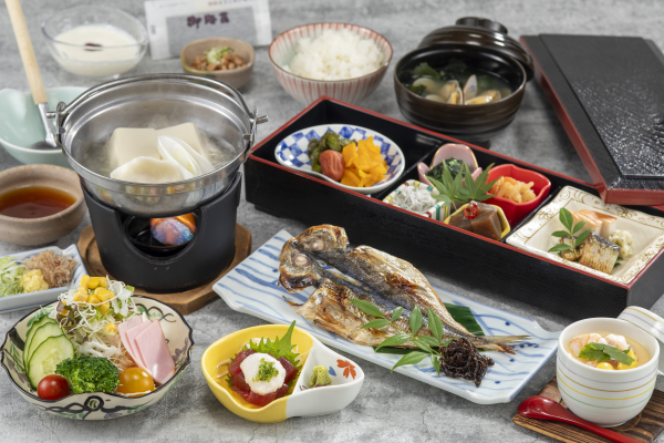 【朝食一例】